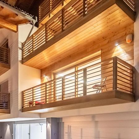 ヴァレーナChalet Schwarzhornアパートメント エクステリア 写真